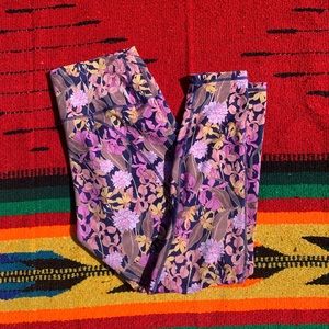 Fabletics Powerhold Floral 7/8 Leggings NWOT